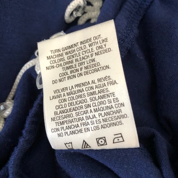 Canyon River Blues V-Neck with Embroidery - Picture 5 of 6